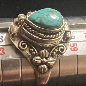 925 STERLING SILVER TURQUOISE POISON RING